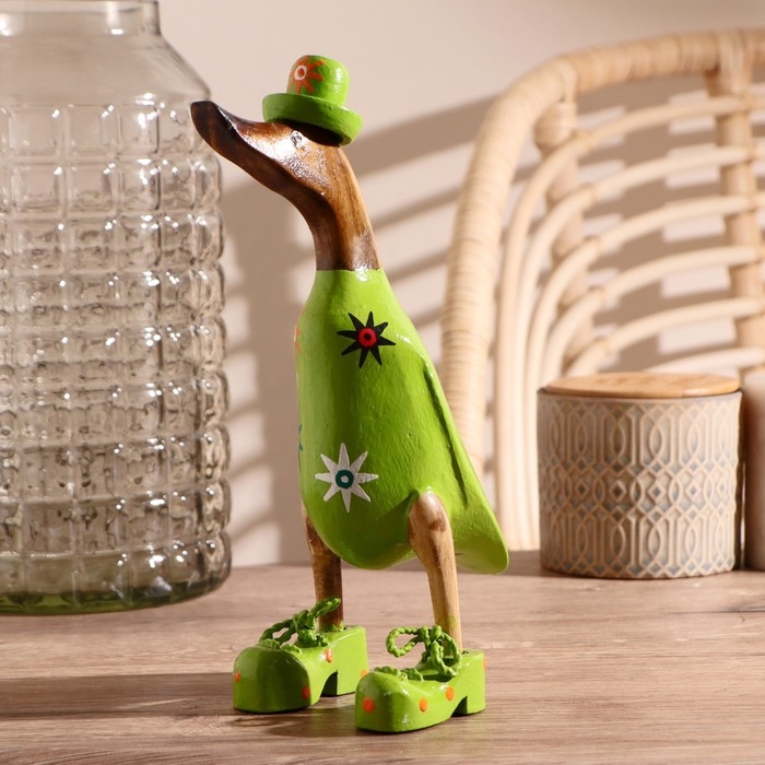 Сувенир Сувенир "Утка в зеленой одежде с принтом" дерево 13х9х27 см