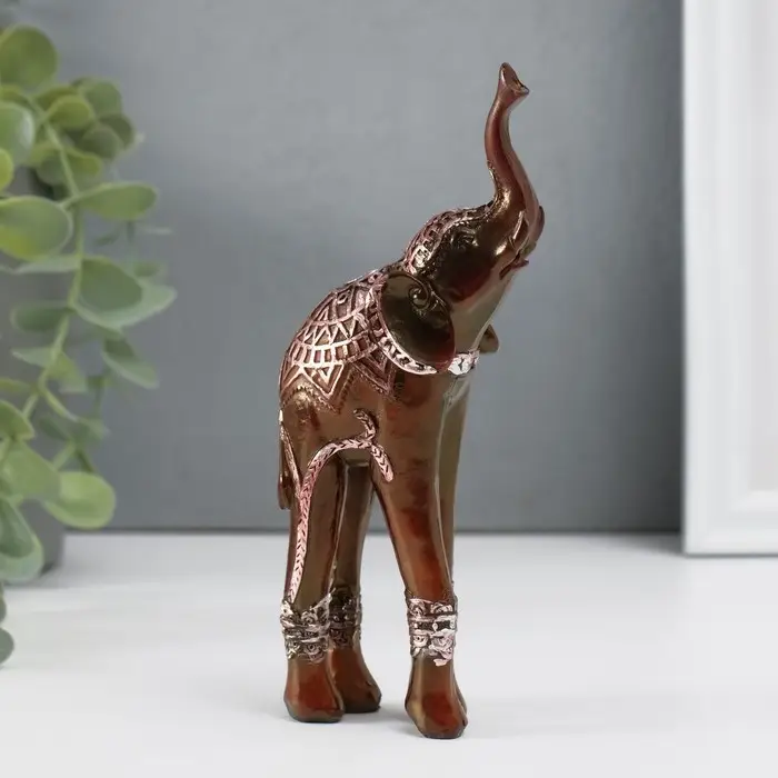 Сувенир полистоун Сувенир полистоун "Слон на длинных ногах, попона с серебристыми узорами" 15х6,5х4 см