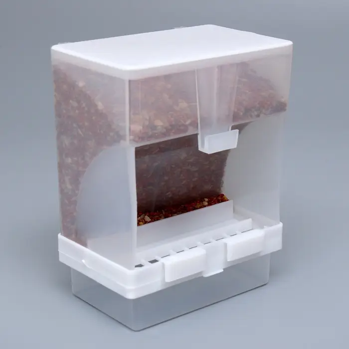 Автокормушка для птиц &laquo;Пижон&raquo;, 8.5&times;8&times;15.4 см, пластик, белая