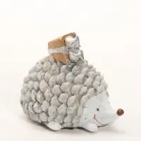 Фигурка полистоун &laquo;Ёжик с подарком на иголках&raquo; 11&times;7.5&times;9 см