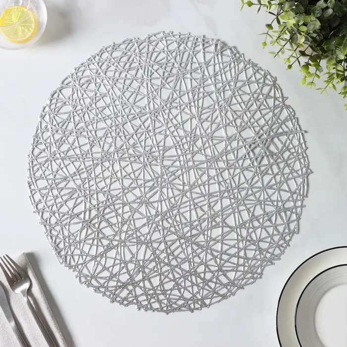 Салфетки сервировочные на стол Доляна &laquo;Паутинка&raquo;, d=38 см, 4 шт., серебряные