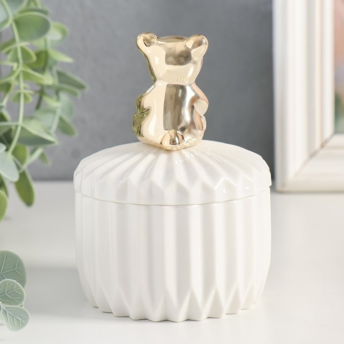 Шкатулка керамика Шкатулка керамика "Золотой медвежонок" белый рельеф 11,5х8,2х8,2 см