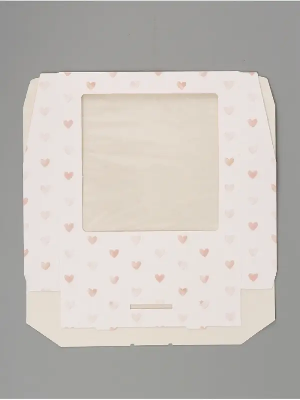Коробка подарочная складная &laquo;Сердце&raquo;, 20&times;20&times;4 см, с окном