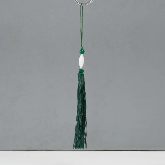 Подвеска текстиль, пластик Подвеска текстиль, пластик "Кисть. Лотос" тёмно-зелёная 1,2х2,7х14,5 см