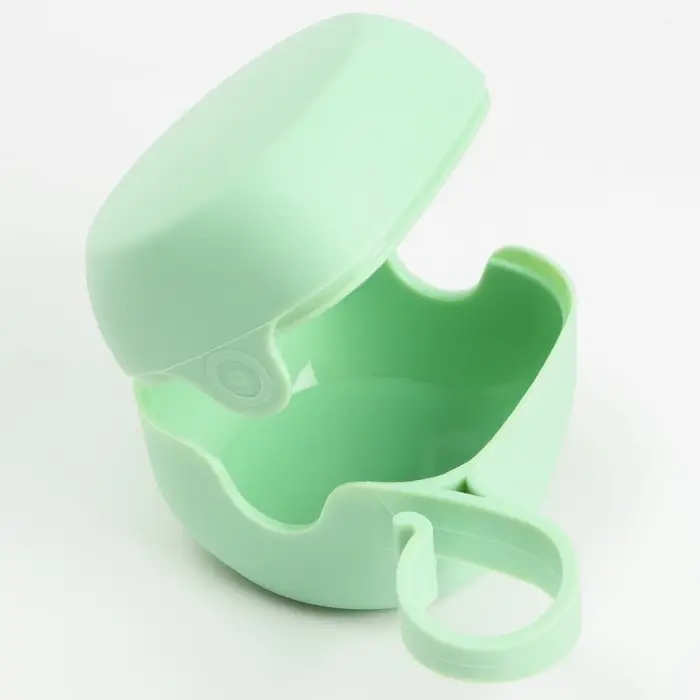 Контейнер для детской пустышки, цвет бирюзовый Контейнер для детской пустышки, цвет бирюзовый