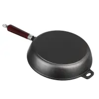 VETTA Сковорода чугун, d26х5,5см, деревянная ручка, индукция