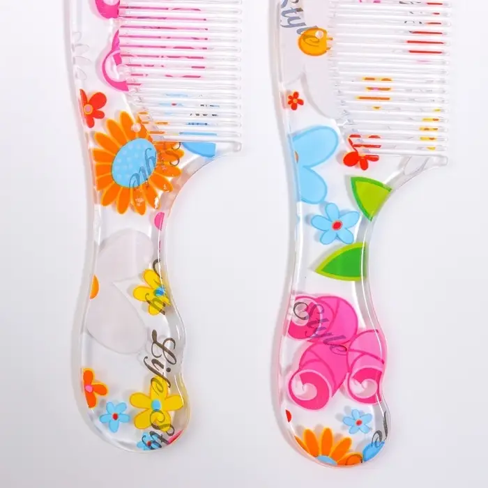 Расчёска, 19.2(±1) × 4.5 см, рисунок МИКС Расчёска, 19.2(±1) × 4.5 см, рисунок МИКС