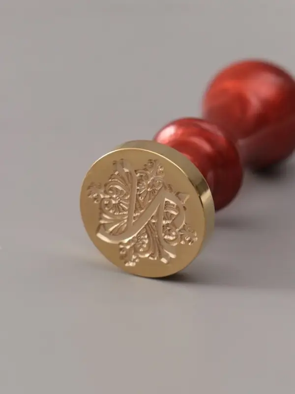 Печать для сургуча с пластиковой ручкой &laquo;Буква N на вензеле&raquo;, 2.5&times;2.5&times;6.3 см