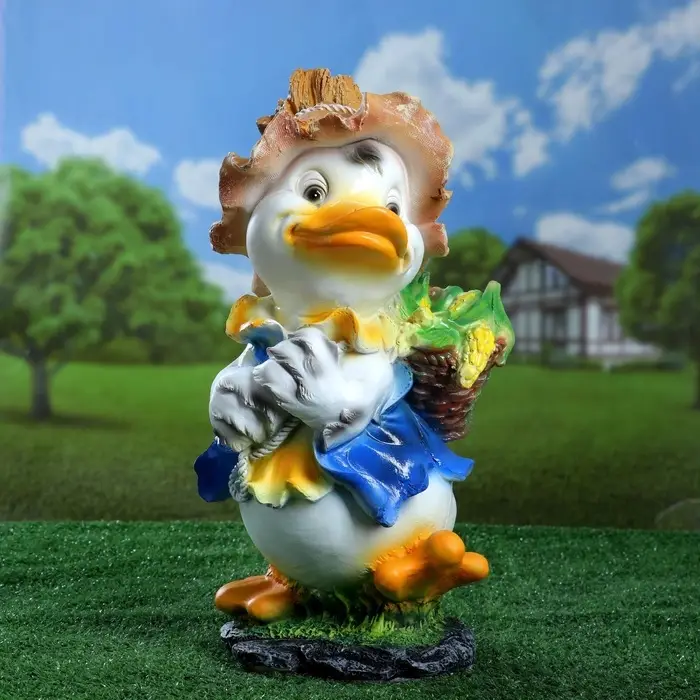 Садовая фигура из полистоуна «Утёнок с кукурузой», 48×22×26 см