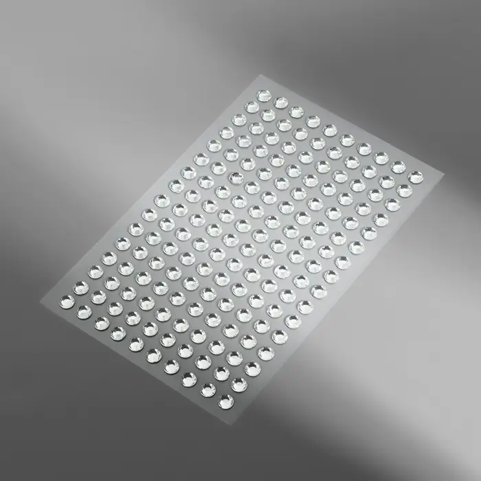 Стразы самоклеящиеся, d = 5 мм, 160 шт на листе на листе, цвет серебряный Стразы самоклеящиеся, d = 5 мм, 160 шт на листе на листе, цвет серебряный