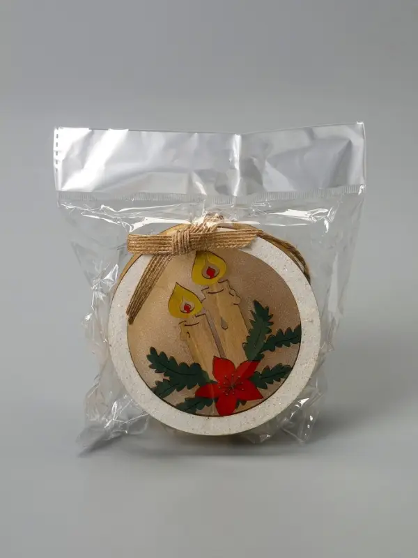 Ёлочная игрушка &laquo;Шар со свечками&raquo;, 10&times;10&times;3 см, от батареек, свечение тёплое белое