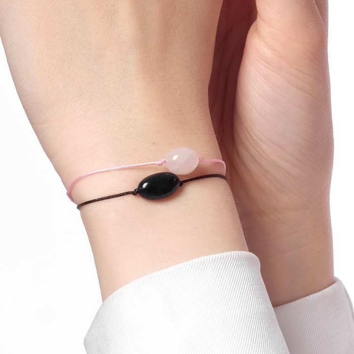 Парные браслеты желаний «Кварц розовый с обсидианом» инь-ян на розовой и чёрной нитях, 11см Парные браслеты желаний «Кварц розовый с обсидианом» инь-ян на розовой и чёрной нитях, 11см