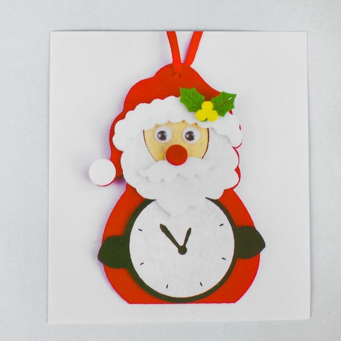 Набор для творчества - создай ёлочное украшение из фетра «Дед мороз с часами» Набор для творчества - создай ёлочное украшение из фетра «Дед мороз с часами»