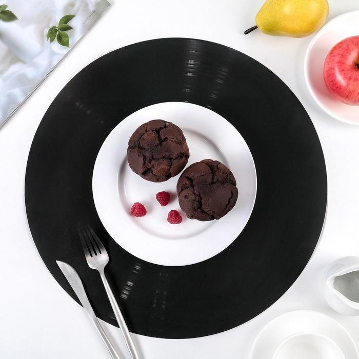 Салфетка сервировочная на стол Доляна «Виниловая пластинка», d=38 см, цвет чёрный