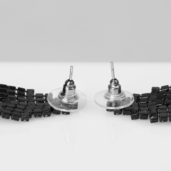 Серьги висячие со стразами «Маскарад» икс, цвет зелёный, 9 см Серьги висячие со стразами «Маскарад» икс, цвет зелёный, 9 см