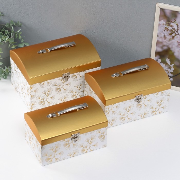 Шкатулка картон сундучок Шкатулка картон сундучок "Узор золотом" набор 3 шт 26х18х16,5 24х16х14,5 22х14х12,7 см