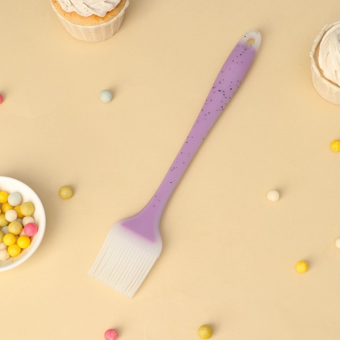 Кисть Доляна «Леонардо», силикон, 25×4,4×1,5 см, цвет сиреневый Кисть Доляна «Леонардо», силикон, 25×4,4×1,5 см, цвет сиреневый