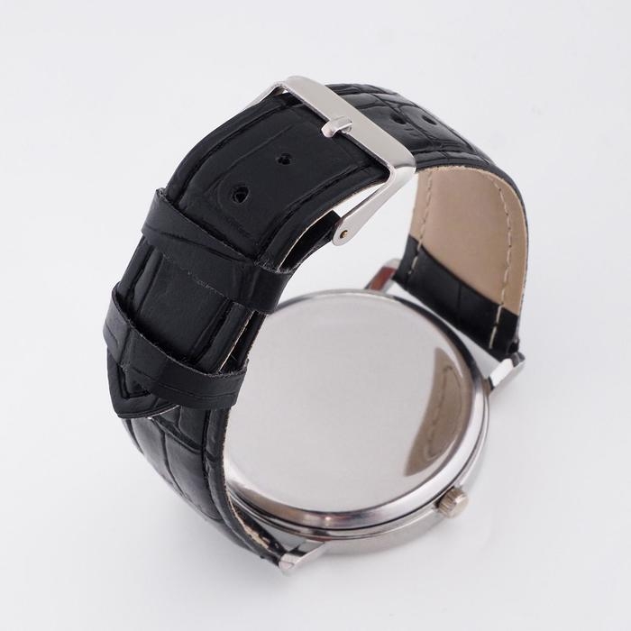 Часы мужские наручные кварцевые Часы мужские наручные кварцевые "Кобаче", d-3.5 см, хром