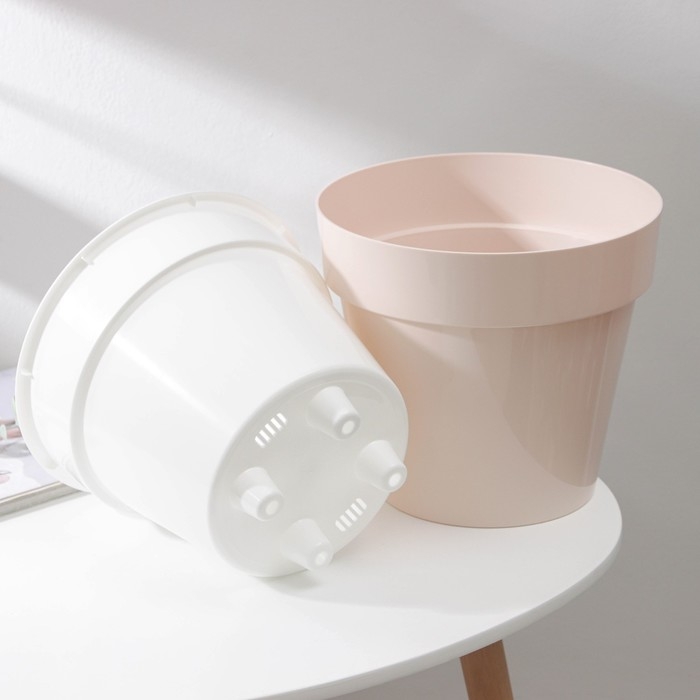 Кашпо для цветов со вставкой «Порто», 6 л, цвет жемчужный Кашпо для цветов со вставкой «Порто», 6 л, цвет жемчужный