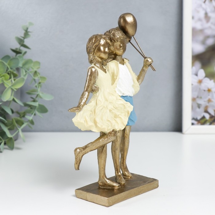 Сувенир полистоун  Сувенир полистоун "Детишки с воздушными шариками, в жёлтых нарядах" 20х5х10 см