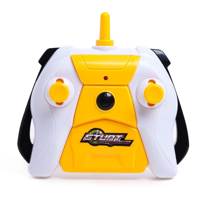 Машина-перевёртыш радиоуправляемая FUTURE, работает от аккумулятора, цвет жёлтый Машина-перевёртыш радиоуправляемая FUTURE, работает от аккумулятора, цвет жёлтый