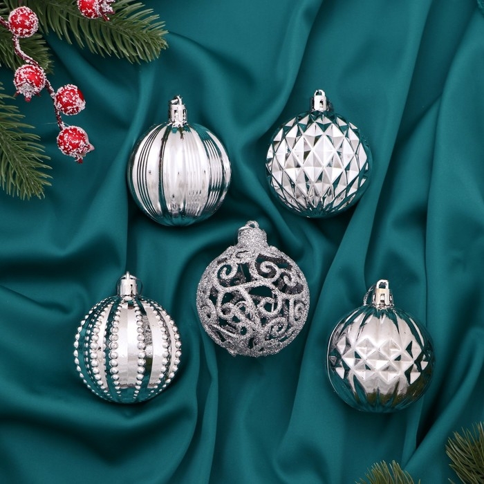 Набор шаров пластик d-5,5 см, 5 шт Набор шаров пластик d-5,5 см, 5 шт "Карнавал" ассорти, серебро
