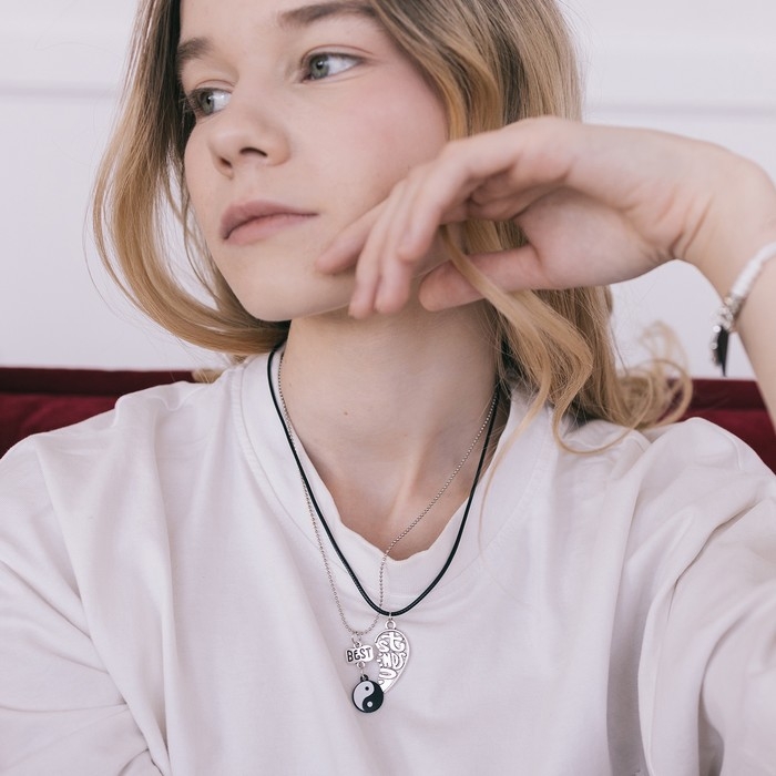 Кулоны «Неразлучники» инь-ян, цвет чёрно-белый в серебре, 44 см Кулоны «Неразлучники» инь-ян, цвет чёрно-белый в серебре, 44 см