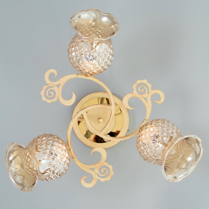 Люстра Люстра "Фрези" 3хЕ27 40Вт золото 54х54х28 см BayerLux