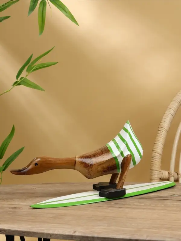 Сувенир &laquo;Утка на сёрфе&raquo;, 31 см, дерево