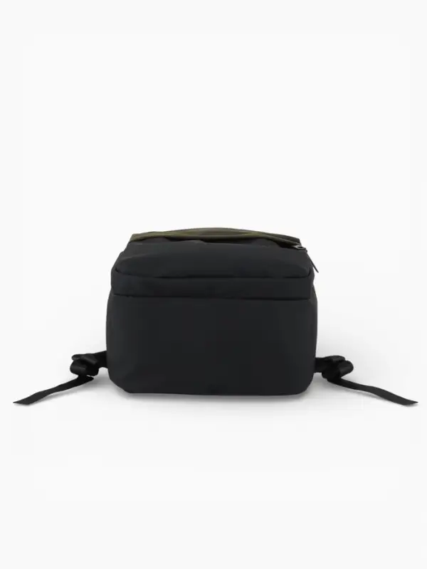 Рюкзак, 27*14*39 см, 2 отд 3н/карм, Комби, Водонепрон. дно, зеленый/черн