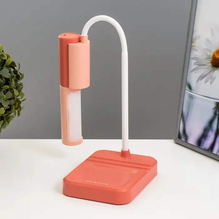 Лампа настольная RISALUX &laquo;Лансер&raquo;, светодиодная, 3.5 Вт, USB, АКБ, красно-розовая, 11&times;15&times;45 см