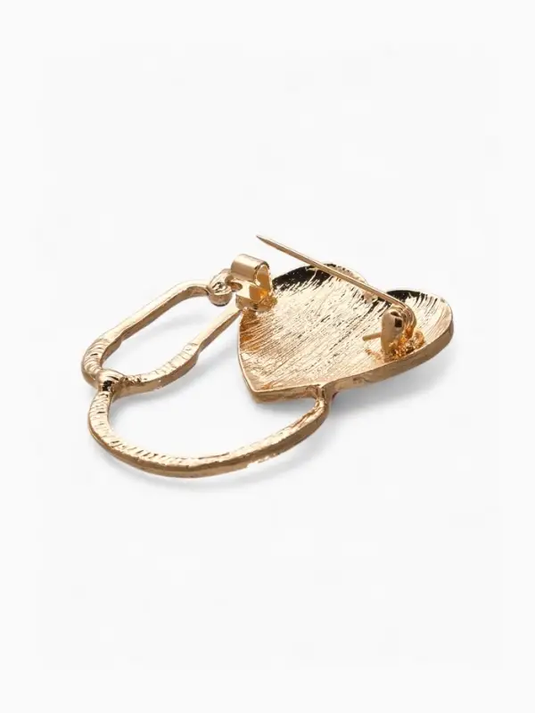 Брошь &laquo;Стетоскоп с сердцем&raquo;, разноцветная в золоте