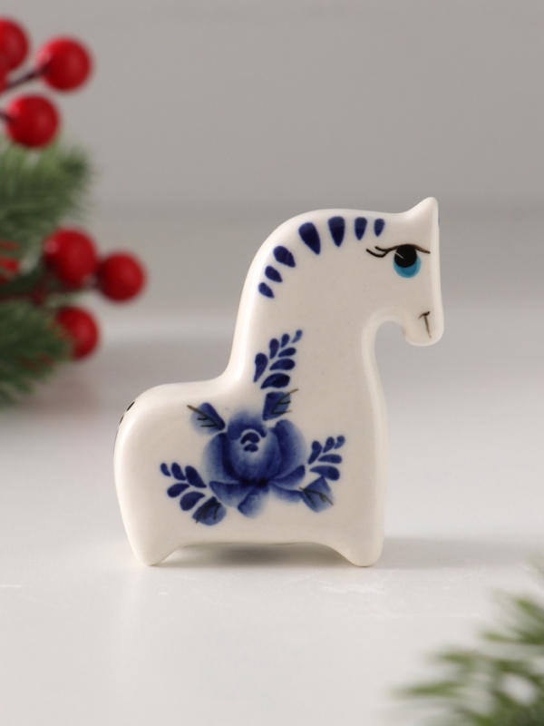 Статуэтка фарфоровая Статуэтка фарфоровая "Конь Русский", 7 см