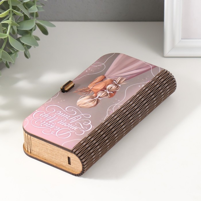 Шкатулка  Шкатулка "Девушка" 17х8,5х3,5 см