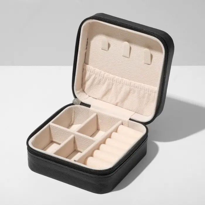 Шкатулка для украшений, 10.5&times;10.5&times;5 см, чёрная