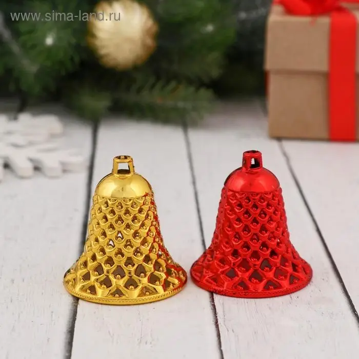 Ёлочные игрушки 6 шт. «Зимнее волшебство. Колокольчики ребристые» пластик, 4.5×4 см, красный золото Ёлочные игрушки 6 шт. «Зимнее волшебство. Колокольчики ребристые» пластик, 4.5×4 см, красный золото