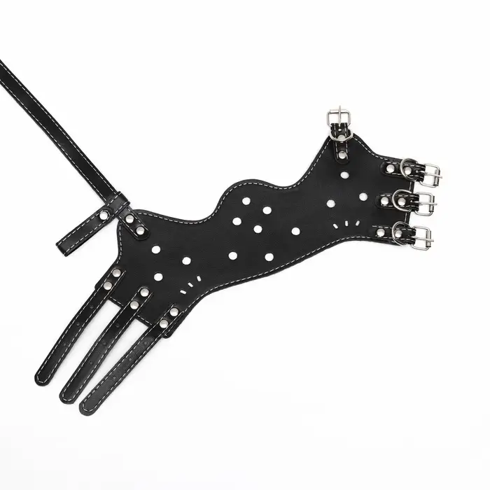 Намордник из прессованной кожи регулируемый, 4 (длина по носу 8.8 см, обхват морды 29-35 см), чёрный