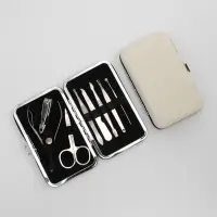 Набор маникюрный, 8 предметов, в футляре, бежевый