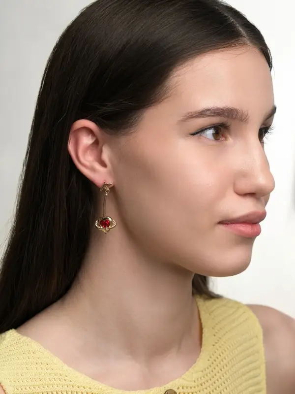 Серьги &laquo;Сердечная вишня&raquo;, красные в золоте