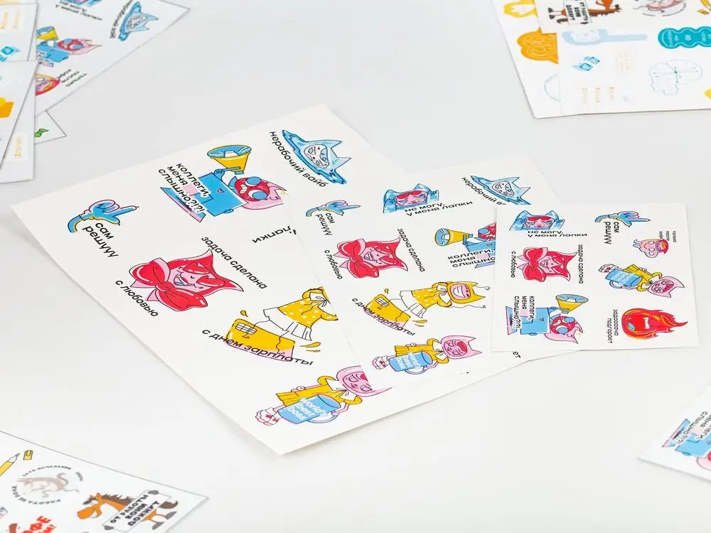 Наклейки бумажные Sticker Pack на заказ, L