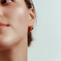 Серьги &laquo;Разбитое сердце&raquo;, красные в золоте