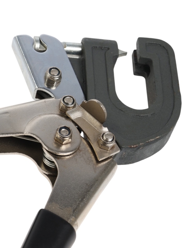 Просекатель для металлического профиля ТУНДРА, под гипсокартон, 240 мм Просекатель для металлического профиля ТУНДРА, под гипсокартон, 240 мм