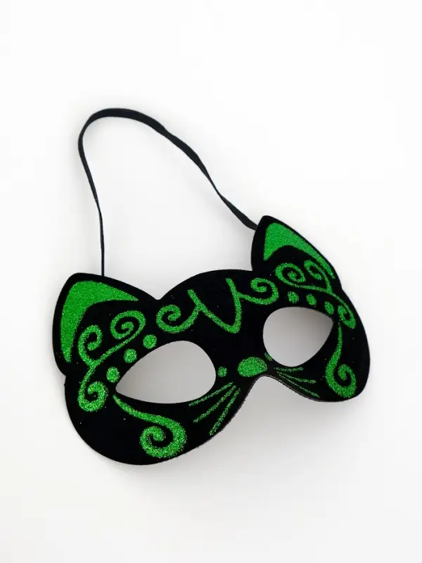 Карнавальная маска Карнавальная маска "Кошечка", цвета МИКС