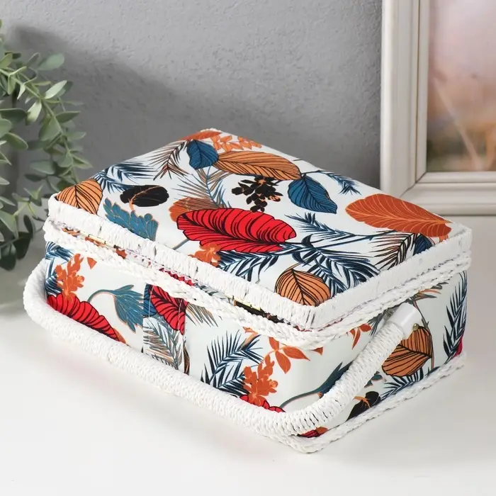 Шкатулка для рукоделия и шитья &laquo;Тропические листья&raquo;, хранение ниток, иголок, мелочи, 24&times;16&times;11 см