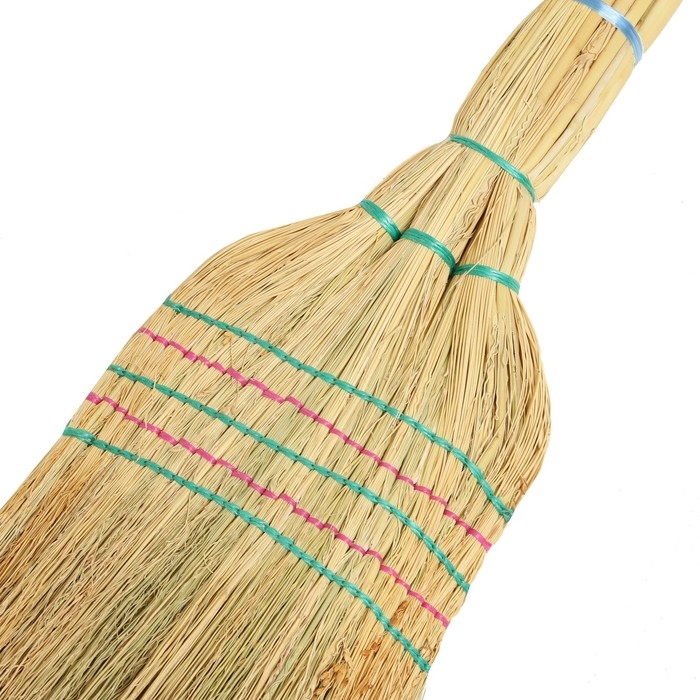 Веник узбекский из сорго 5ти-прошивной 3х-лучевой, ручная работа, 90-95 см Веник узбекский из сорго 5ти-прошивной 3х-лучевой, ручная работа, 90-95 см