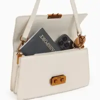 Сумка женская мессенджер TEXTURA на клапане, 26&times;8.5&times;14 см, молочная