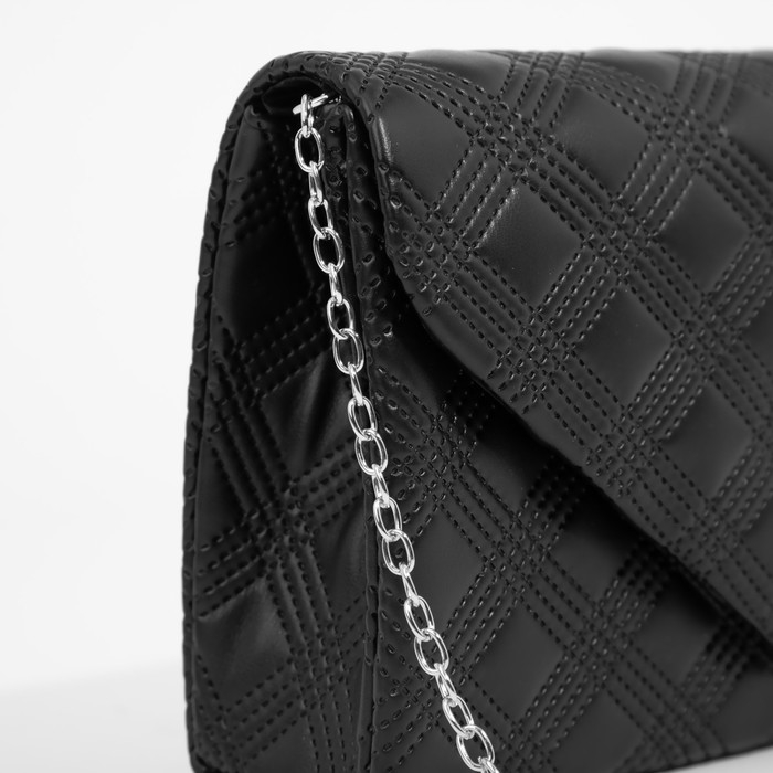 Сумка-клатч на клапане, цвет чёрный