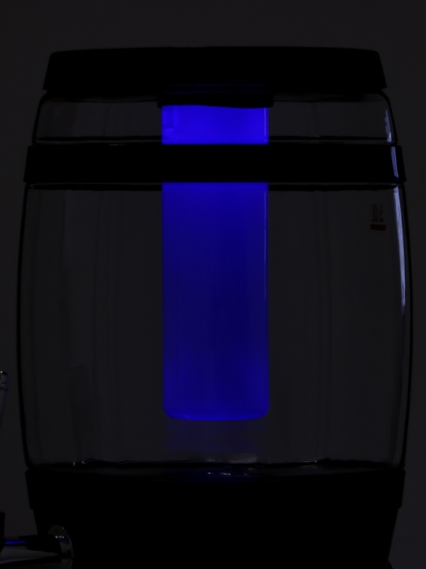 Пивной бочонок «Банный», 3 л, ёмкость для льда, подсветка, пластик, чёрный Пивной бочонок «Банный», 3 л, ёмкость для льда, подсветка, пластик, чёрный