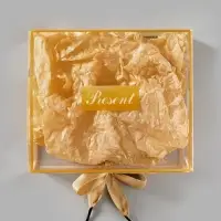 Коробка подарочная пластиковая с тишью и гирляндой Present, 20&times;18&times;5 см