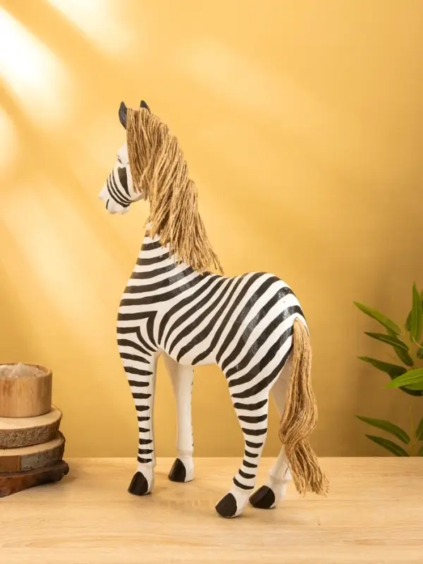 Сувенир  Сувенир "Зебра" дерево 33х11х53 см, цв. чёрно-белый